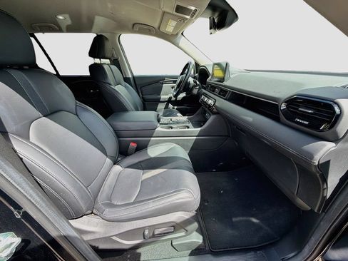 Used 2024 Honda Pilot EX-L image 32