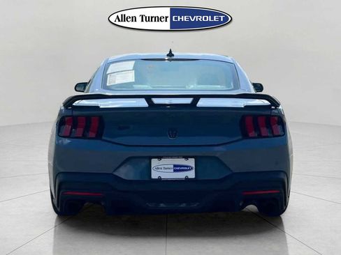 Used 2024 Ford Mustang Dark Horse image 5