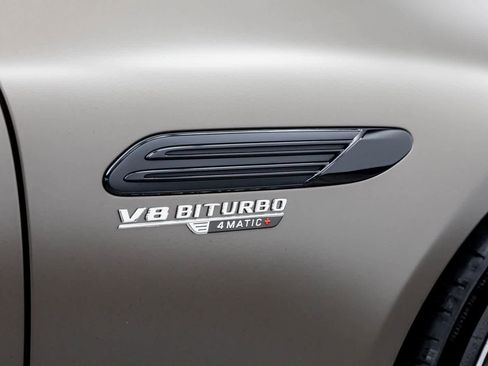 Used 2025 Mercedes-Benz SL 63 AMG 4MATIC image 50