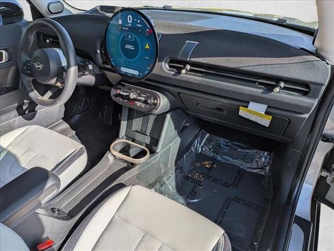 Certified 2025 MINI Cooper S image 19