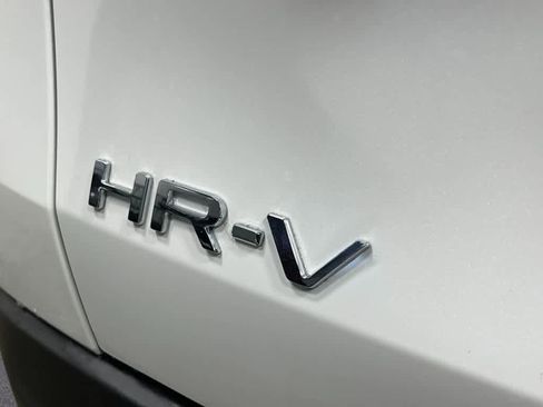 New 2026 Honda HR-V LX image 6