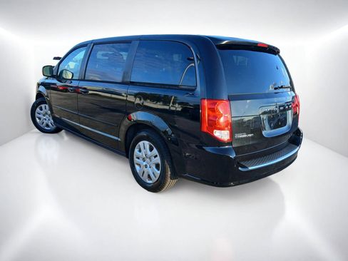 Used 2016 Dodge Grand Caravan SE w/ Quick Order Package 29E SE FWD image 4