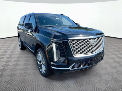 New 2026 Cadillac Escalade ESV Luxury w/ LPO, Radiant Package AWD/4WD image 3