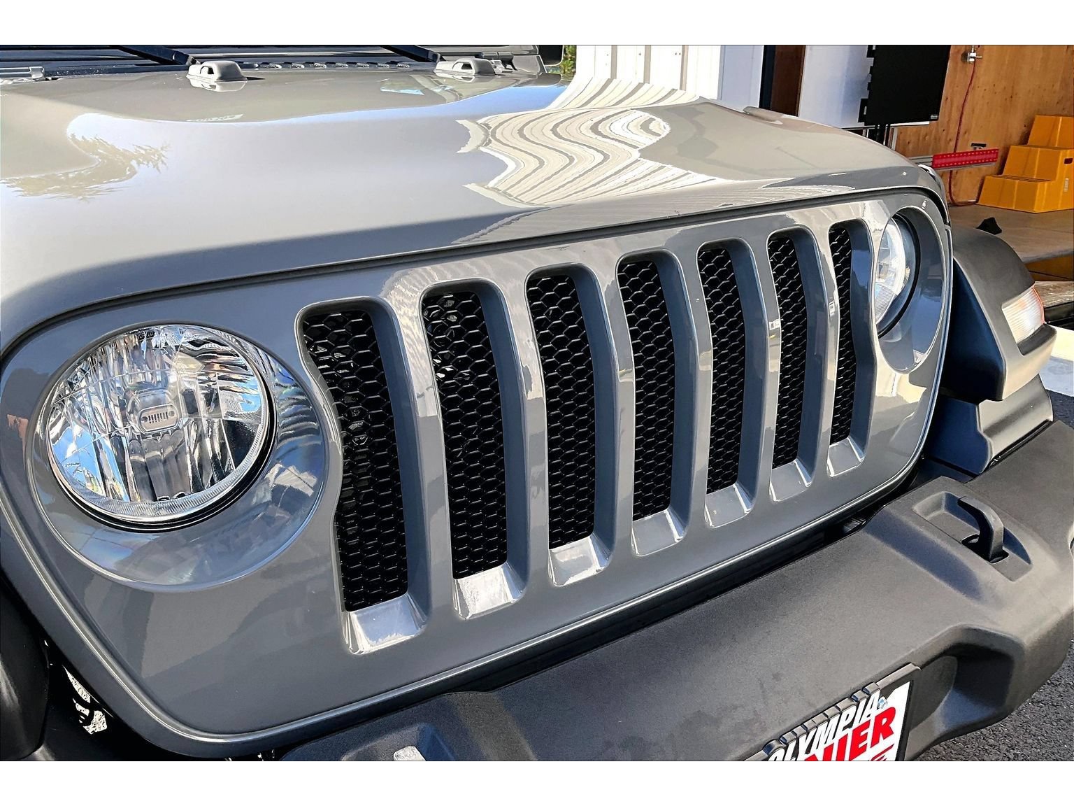 Used 2021 Jeep Wrangler Sport AWD/4WD image 29
