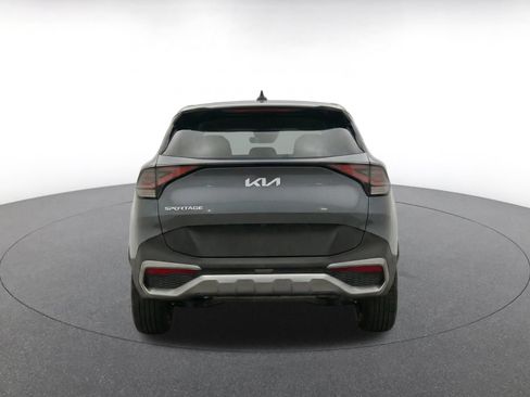 Used 2026 Kia Sportage LX FWD image 8