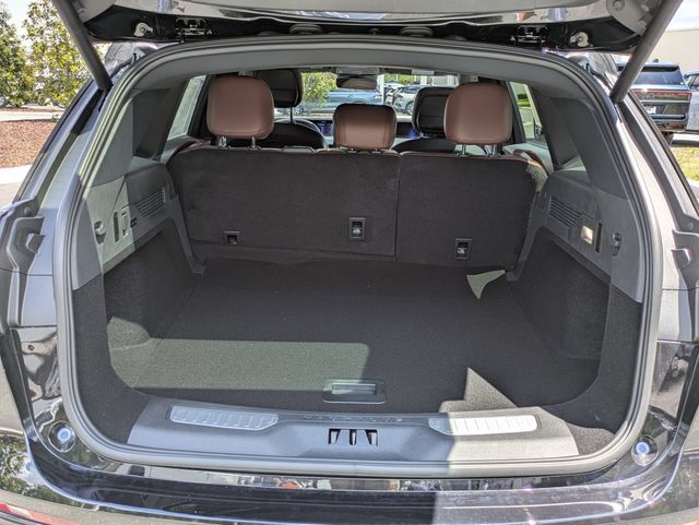 New 2026 Lincoln Nautilus Reserve AWD/4WD image 11