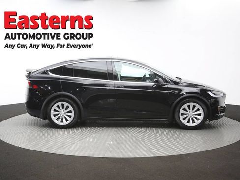 Used 2018 Tesla Model X 75D AWD/4WD image 39