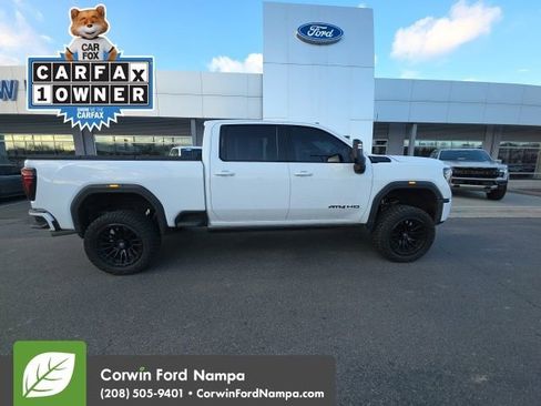 Used 2024 GMC Sierra 2500 AT4 w/ AT4 Premium Plus Package image 12