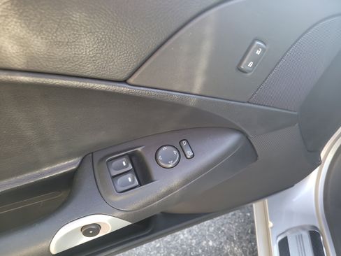 Used 2011 Chevrolet Corvette Coupe w/ Preferred Equipment Group image 17