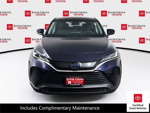 Certified 2024 Toyota Venza LE image 2