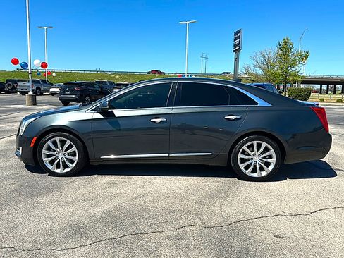 Used 2017 Cadillac XTS Luxury image 5