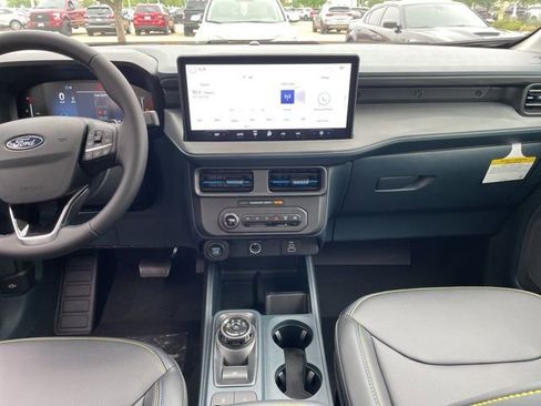 New 2025 Ford Maverick Lobo image 11