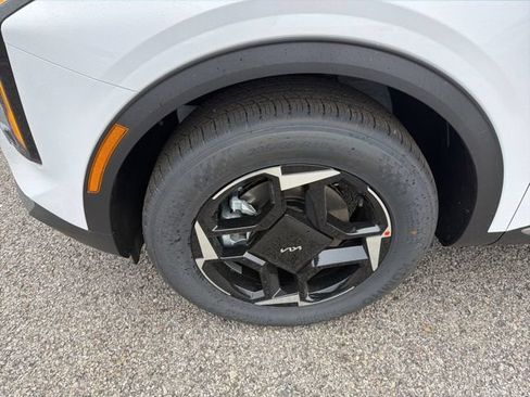New 2026 Kia Sportage EX AWD/4WD image 7