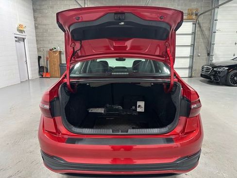 Certified 2022 Volkswagen Jetta SE image 22