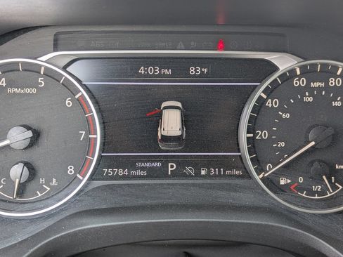 Used 2024 Nissan Rogue S FWD image 25