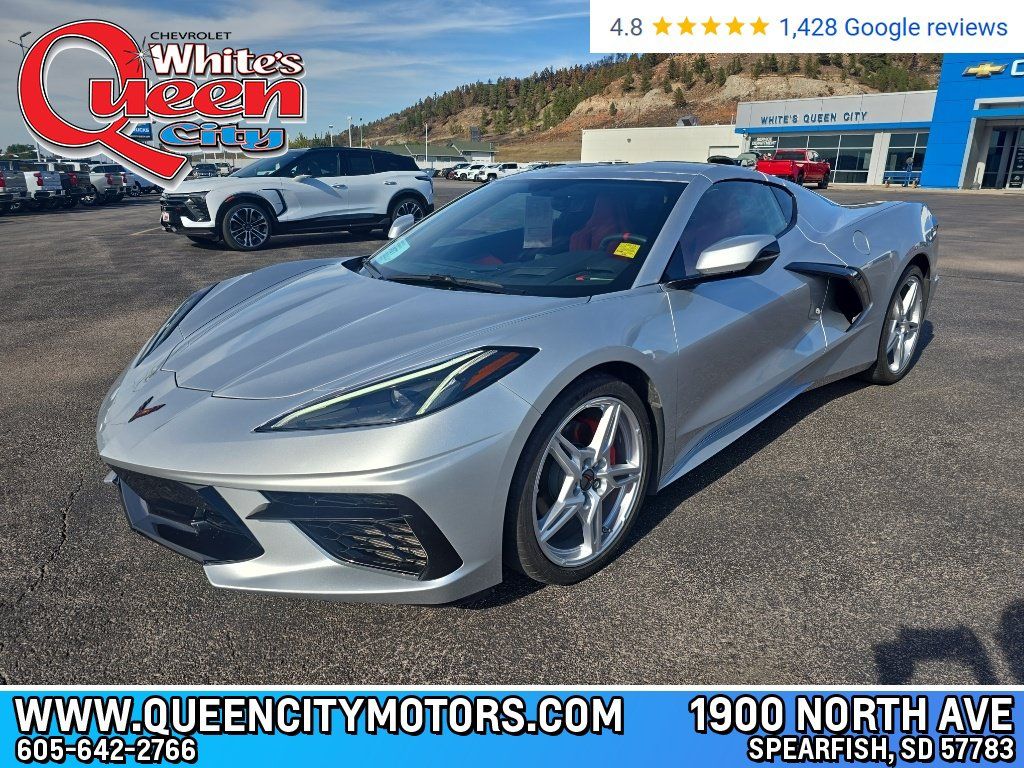 Used 2020 Chevrolet Corvette Stingray Preferred Cpe w/ 2LT Preferred Equipment Group RWD image 1
