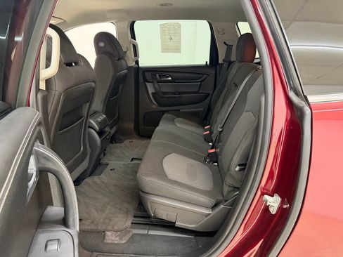 Used 2017 Chevrolet Traverse LT AWD/4WD image 19
