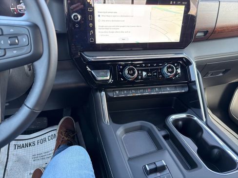 New 2026 GMC Sierra 2500 Denali Ultimate AWD/4WD image 23