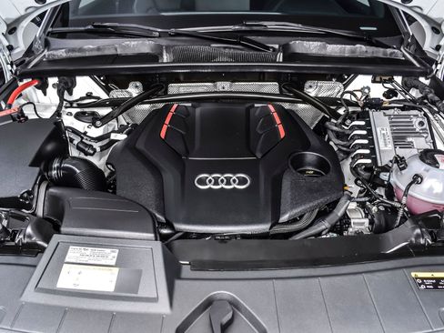 Used 2023 Audi SQ5 Premium Plus w/ Premium Plus Package AWD/4WD image 11