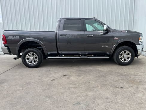 Used 2021 RAM 2500 Laramie AWD/4WD image 5