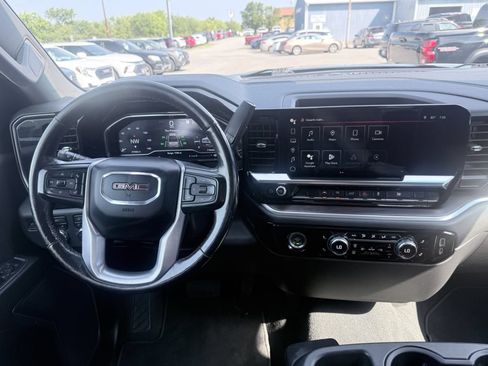 Used 2022 GMC Sierra 1500 SLT AWD/4WD image 10