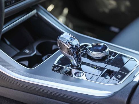 Used 2022 BMW X5 xDrive40i w/ Executive Package image 20