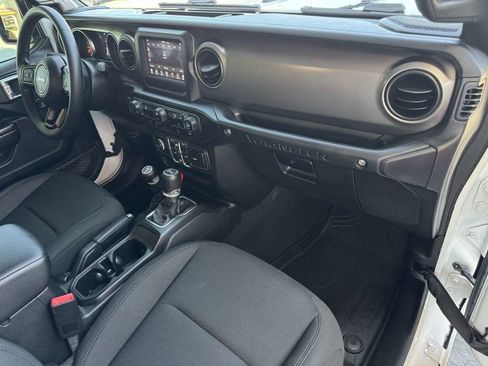 Used 2020 Jeep Wrangler Unlimited Sport S image 22