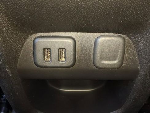 Used 2017 GMC Canyon SLE w/ Trailering Package image 26