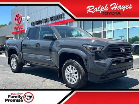 Used 2025 Toyota Tacoma SR5 RWD image 1
