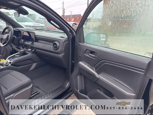 Used 2024 Chevrolet Colorado Trail Boss w/ Technology Package image 24