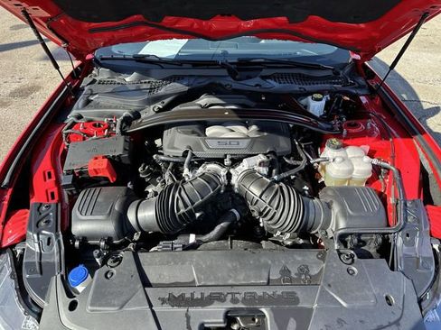 Used 2025 Ford Mustang GT Premium image 19