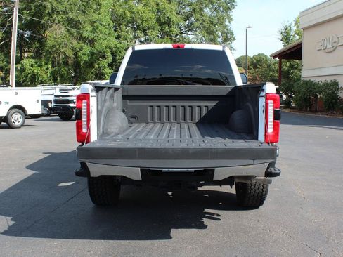 Used 2025 Ford F250 Lariat AWD/4WD image 16