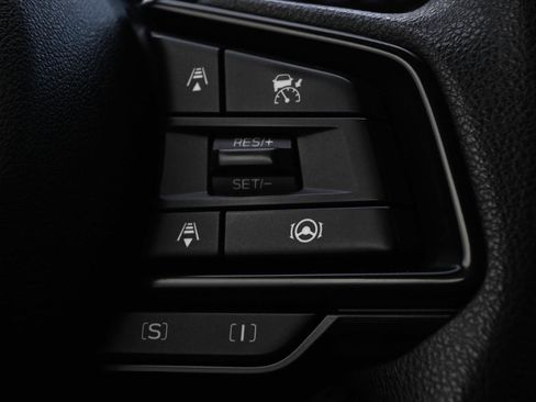 Used 2024 Subaru Crosstrek 2.0i AWD/4WD image 24