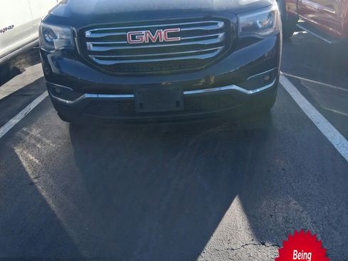 Used 2017 GMC Acadia SLT image 1