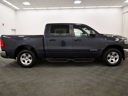 Used 2025 RAM 1500 Big Horn AWD/4WD image 9