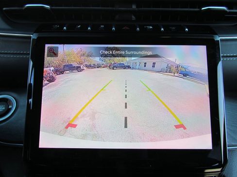 Used 2023 Jeep Grand Cherokee Overland w/ Luxury Tech Group IV image 33