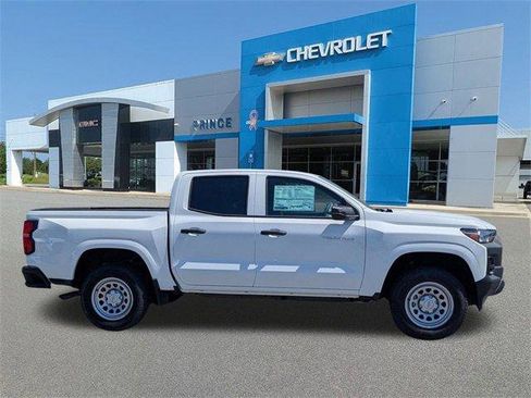 New 2025 Chevrolet Colorado W/T w/ Advanced Trailering Package image 4