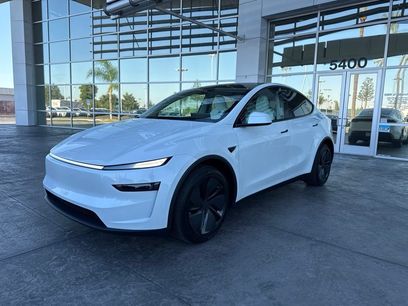 Used 2026 Tesla Model Y Long Range