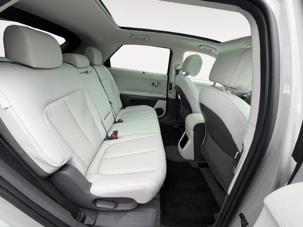 Used 2024 Hyundai Ioniq 5 Limited AWD/4WD image 24
