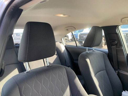 Used 2025 Toyota Corolla LE image 20