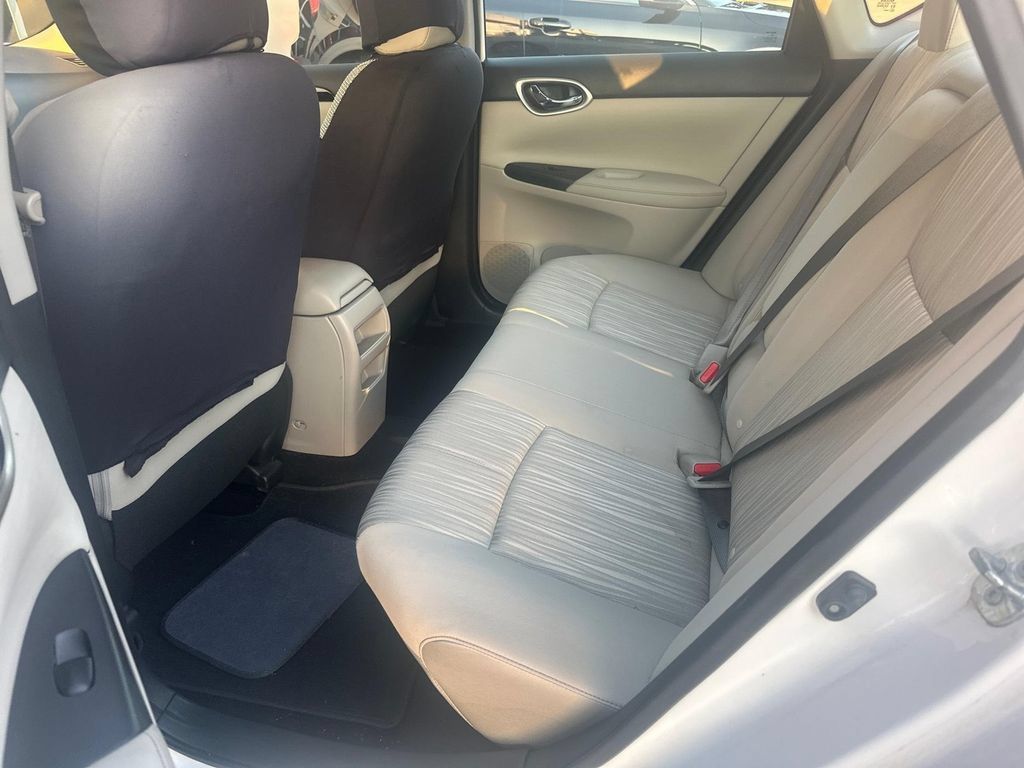 Used 2017 Nissan Sentra SV FWD image 12