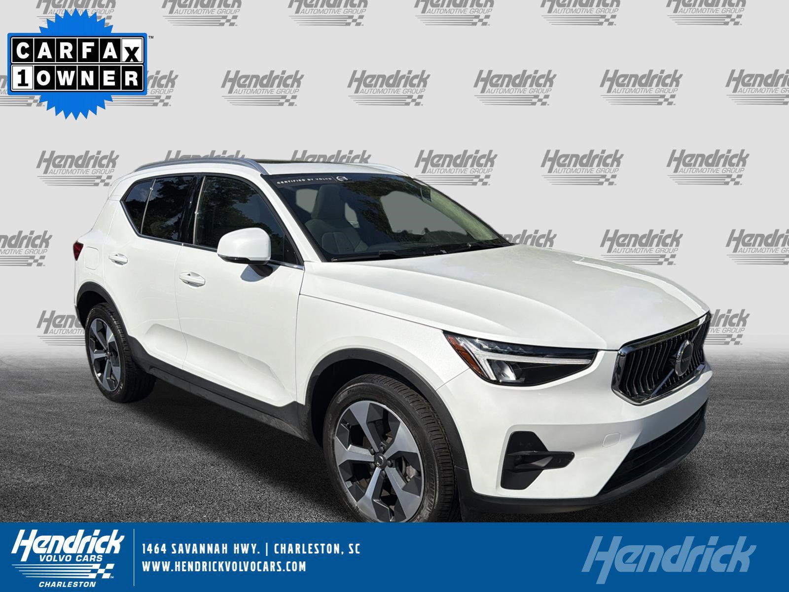 Certified 2023 Volvo XC40 B5 Plus w/ Protection Package Premier AWD/4WD image 1