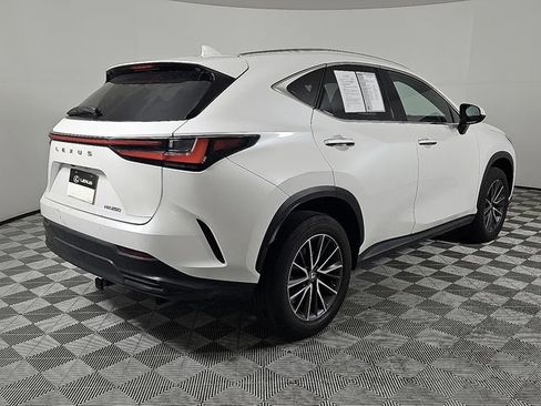 Used 2022 Lexus NX 250 FWD w/ Premium Package image 4