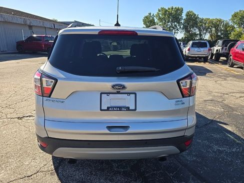 Used 2018 Ford Escape SEL AWD/4WD image 5