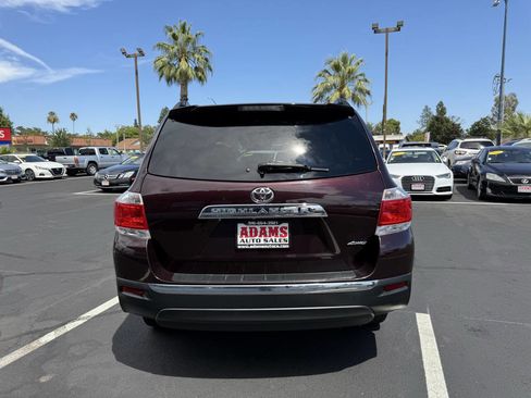 Used 2012 Toyota Highlander 4WD image 4