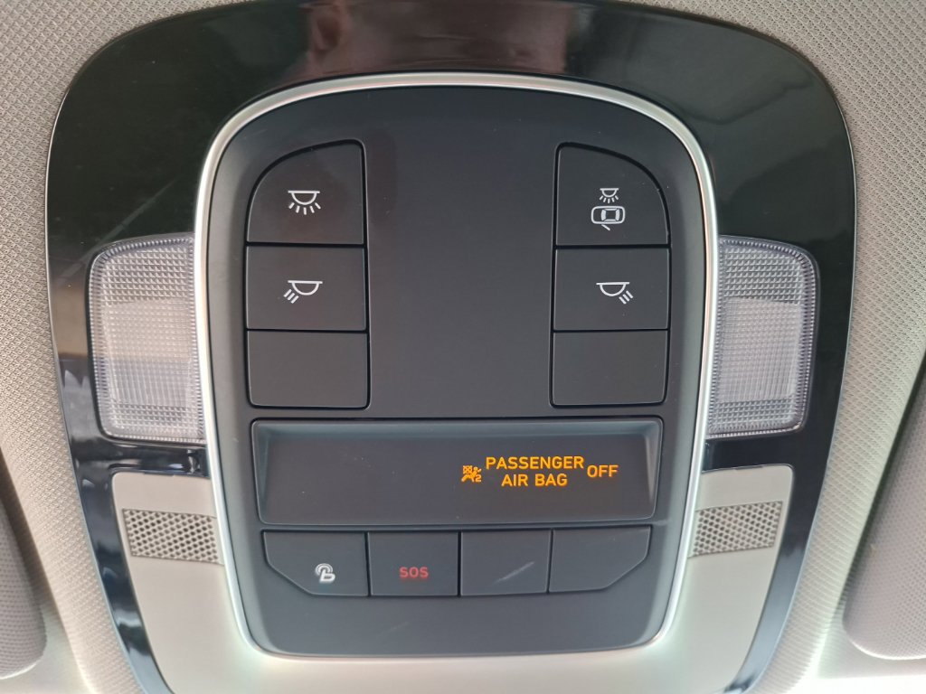 Used 2022 Hyundai Santa Fe SEL FWD image 25
