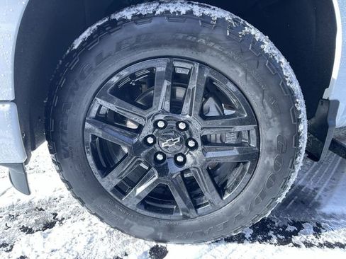 Used 2023 Chevrolet Silverado 1500 RST image 32