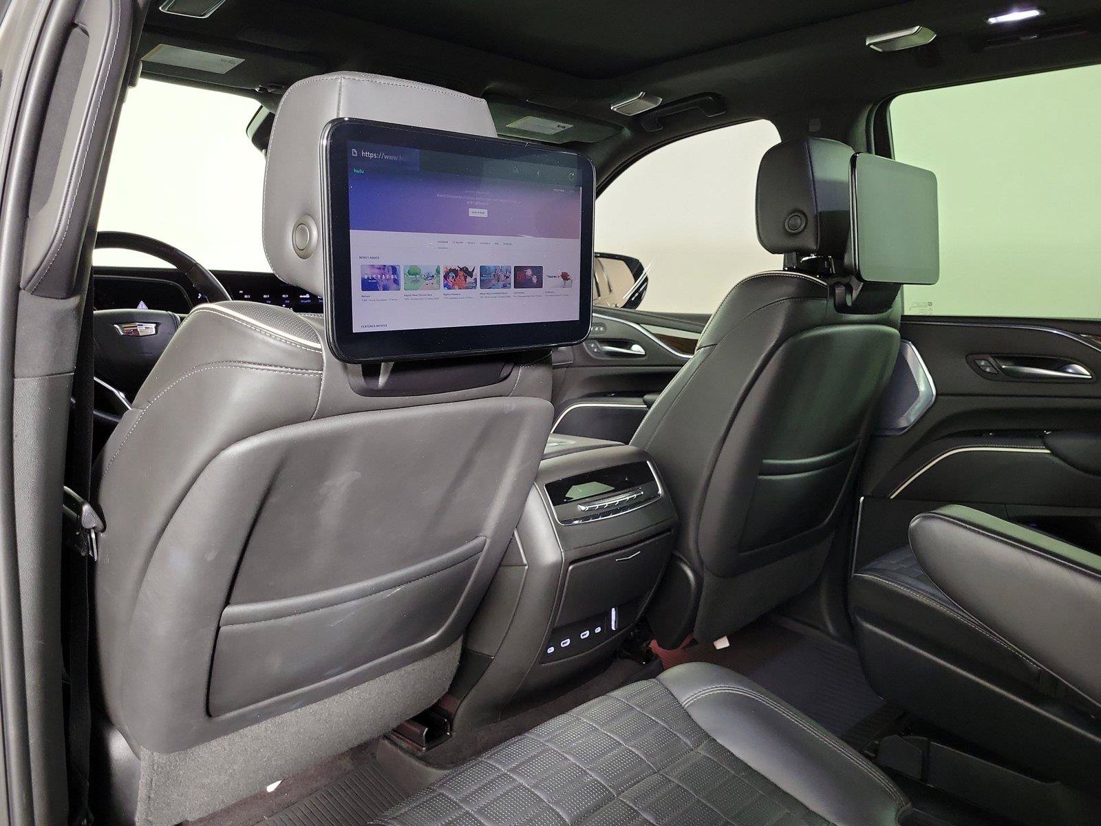 Used 2023 Cadillac Escalade Sport Platinum w/ LPO, ONYX Package AWD/4WD image 14