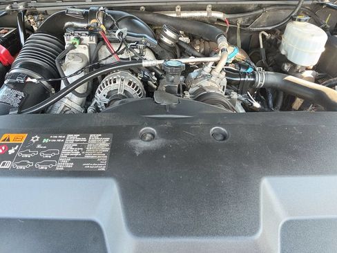 Used 2010 GMC Sierra 2500 SLT w/ SLT Convenience Package AWD/4WD image 18
