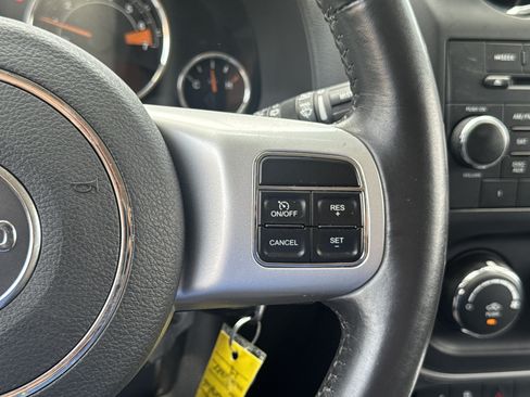 Used 2017 Jeep Compass High Altitude AWD/4WD image 15